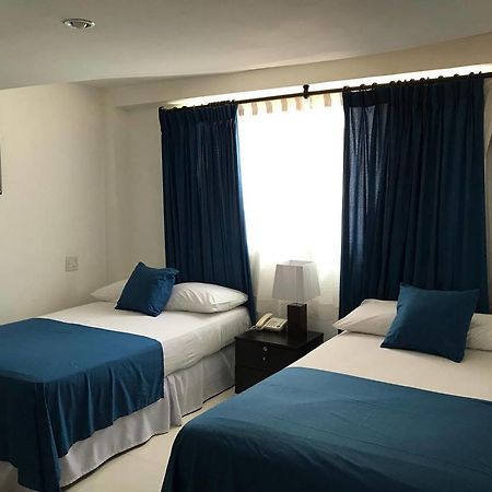 Az Hotel And Suites パナマ・シティー エクステリア 写真