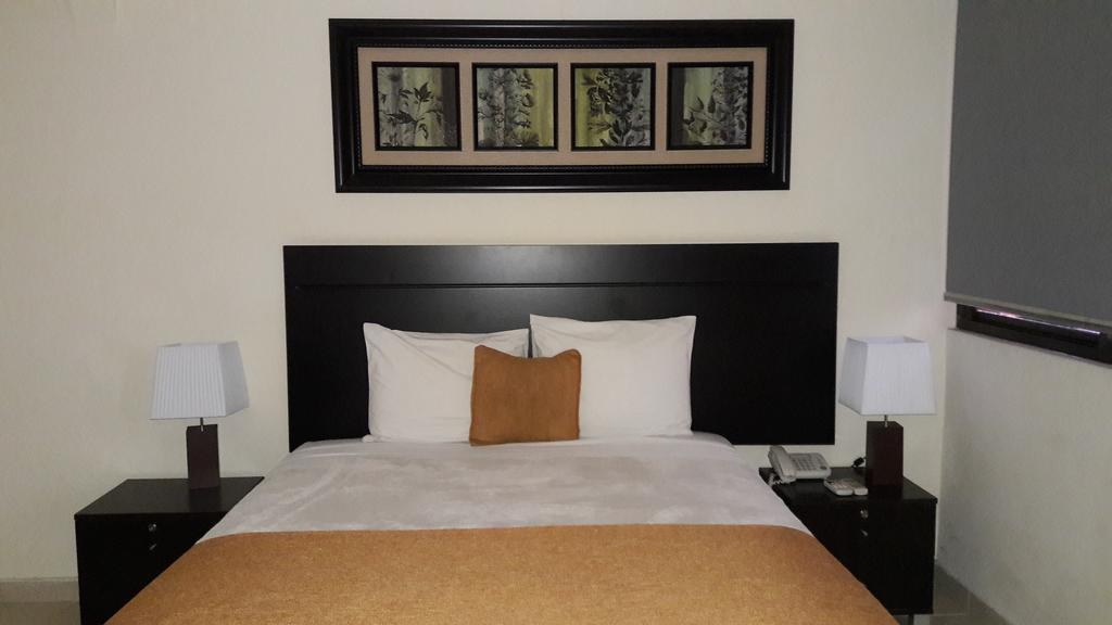 Az Hotel And Suites パナマ・シティー エクステリア 写真