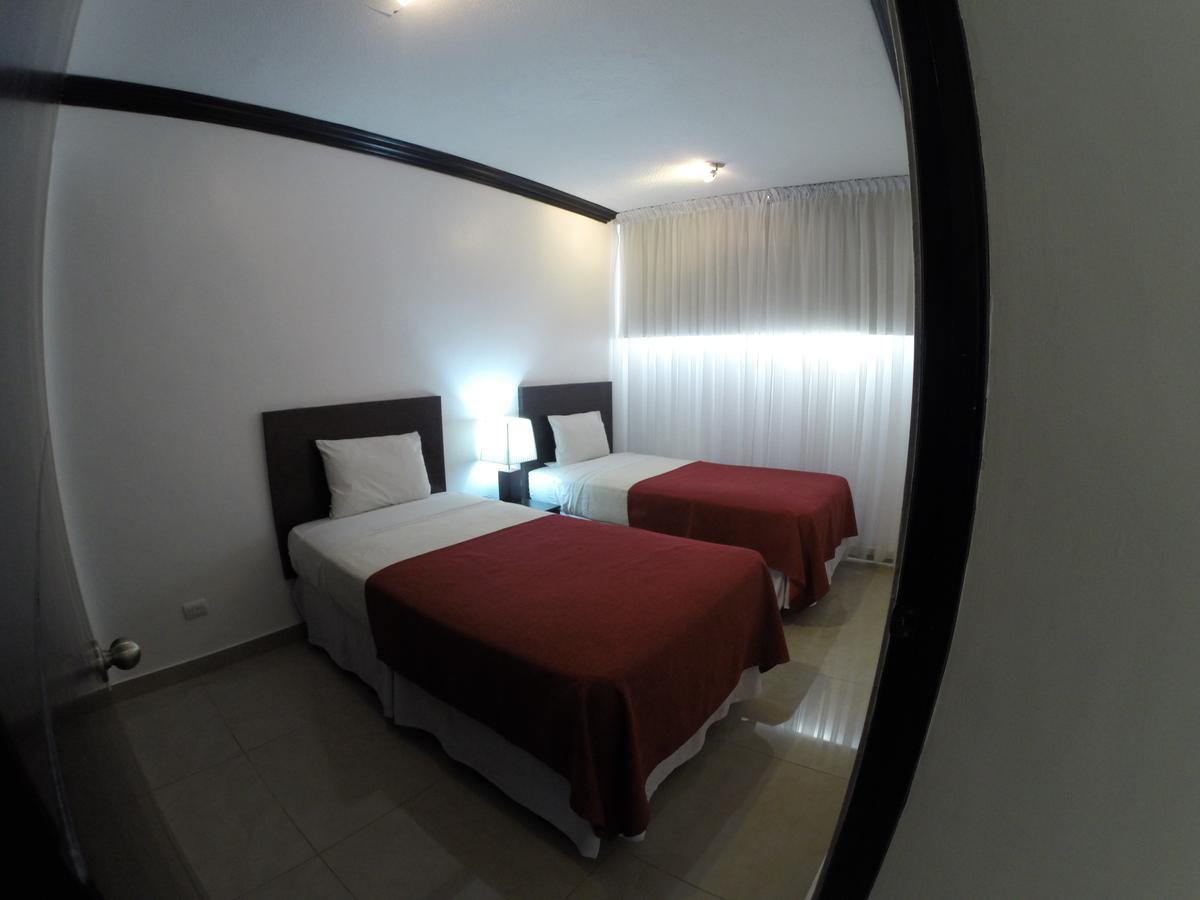 Az Hotel And Suites パナマ・シティー エクステリア 写真